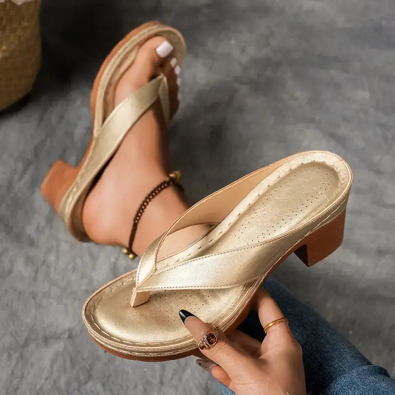 Abigail™ | Lederoptik-Sandalen