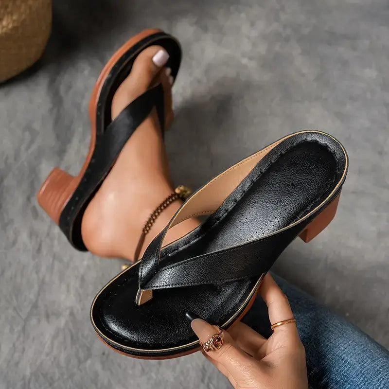 Abigail™ | Lederoptik-Sandalen