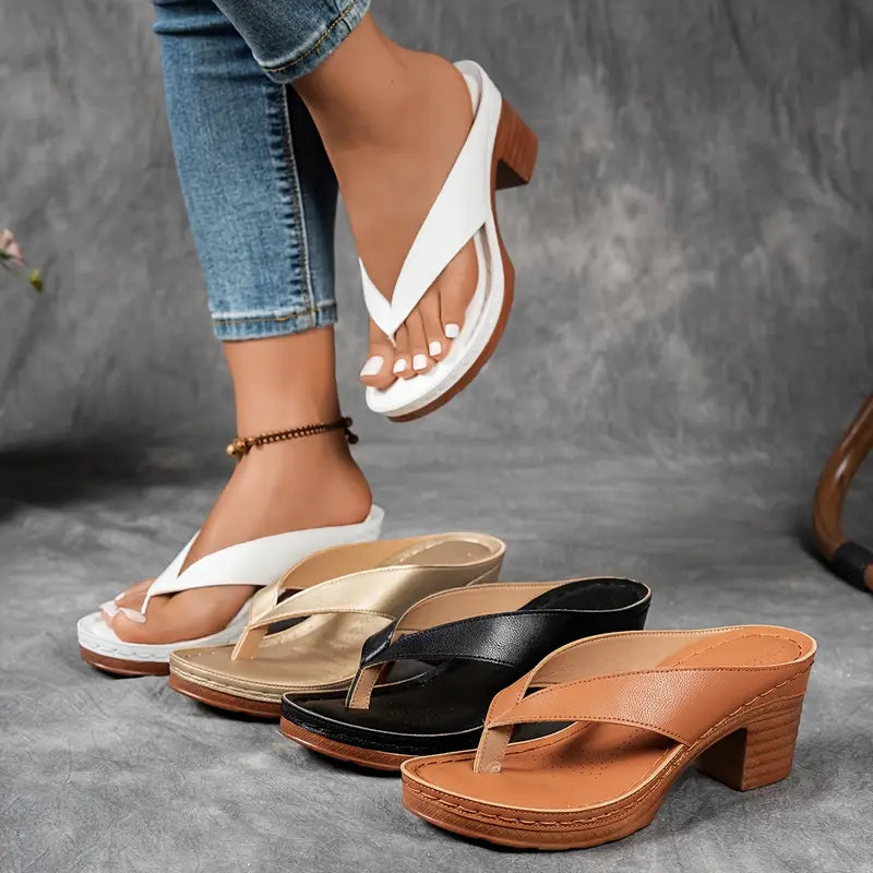 Abigail™ | Lederoptik-Sandalen