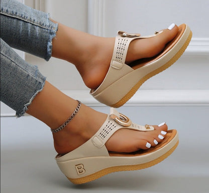 Nicya™ | Plateau-Sandalen