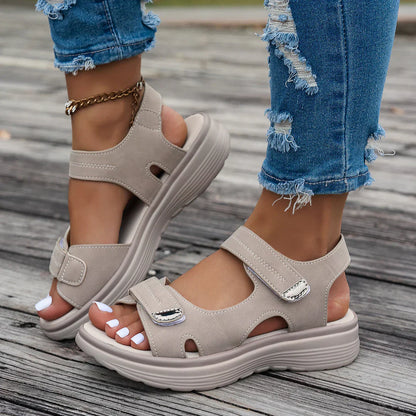Zelora™ | Verstellbare Sandalen